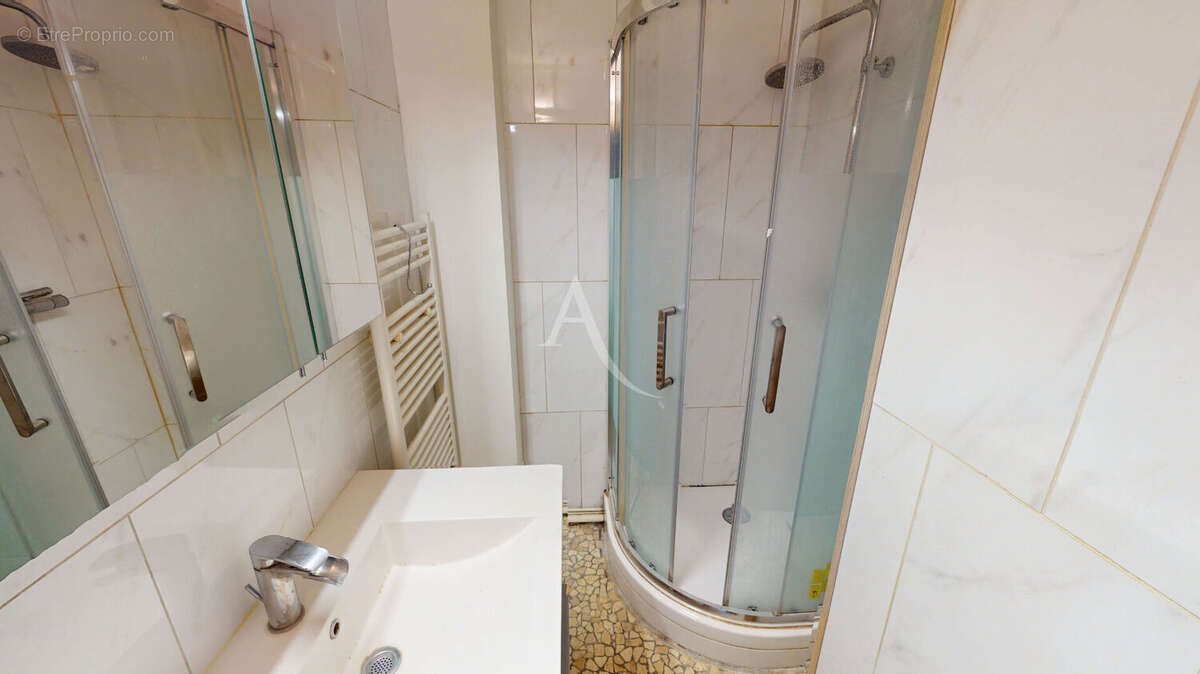 Appartement à PARIS-19E