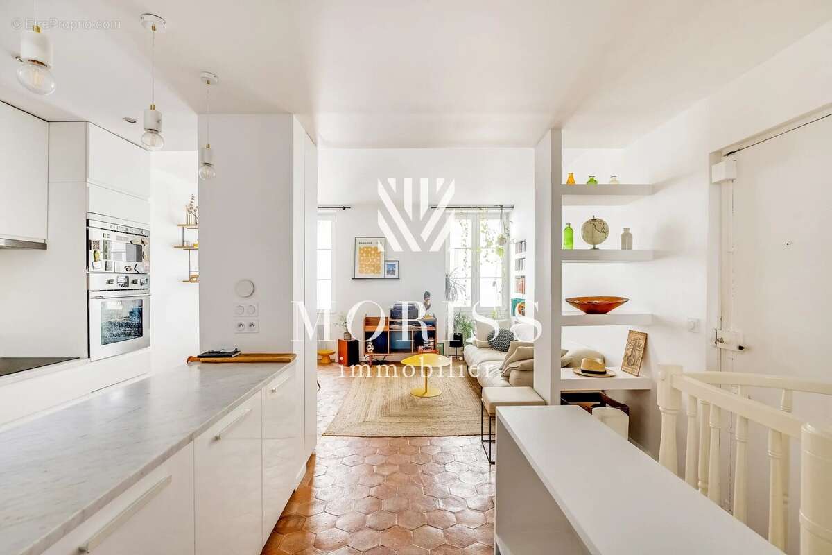 Appartement à PARIS-18E