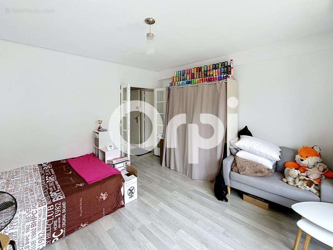 Studio meuble en excellent etat vendu loue - photo 3
