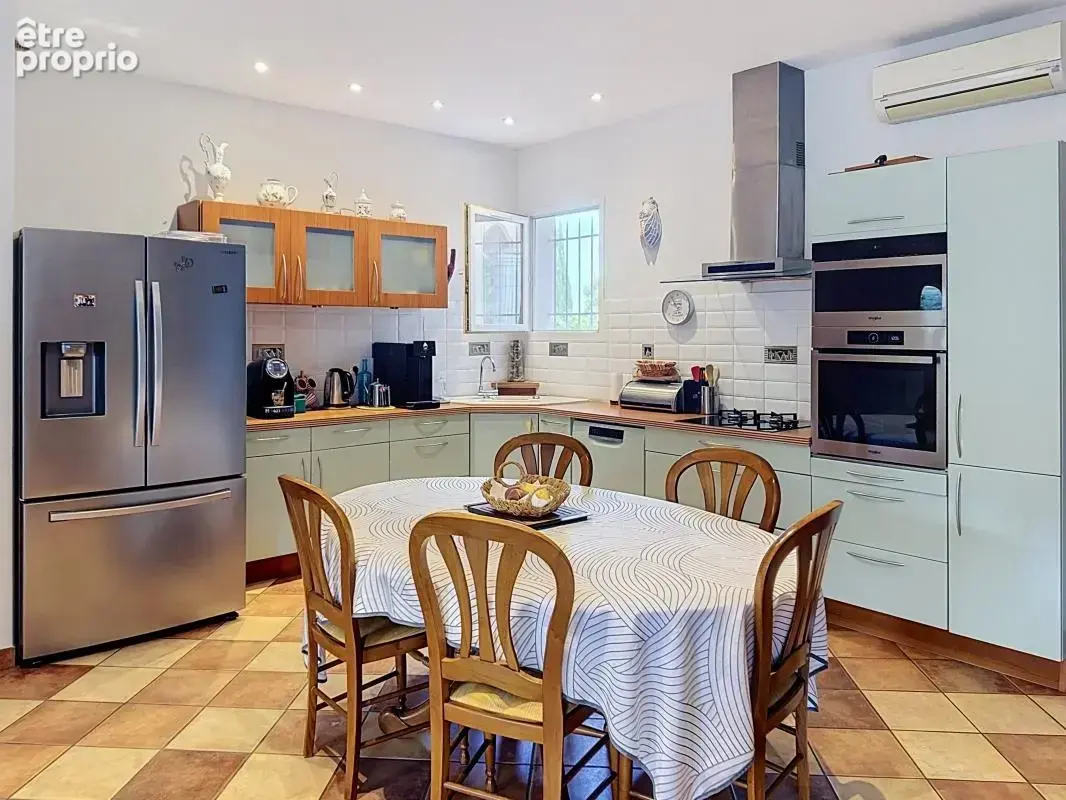 Maison 6 pièces 205 m² à vendre à Montfrin (30490) - photo 7