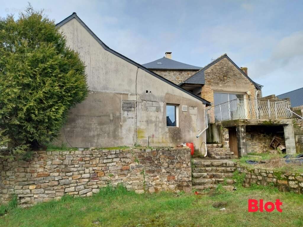 Maison à LA CROIXILLE