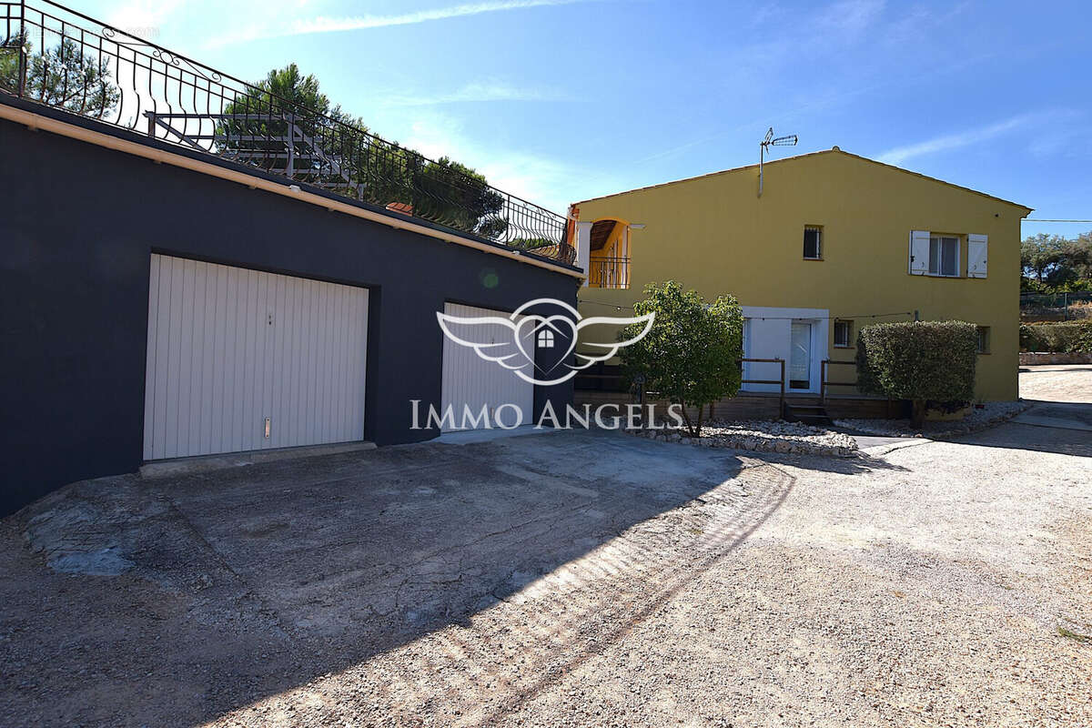 Maison à ENSUES-LA-REDONNE