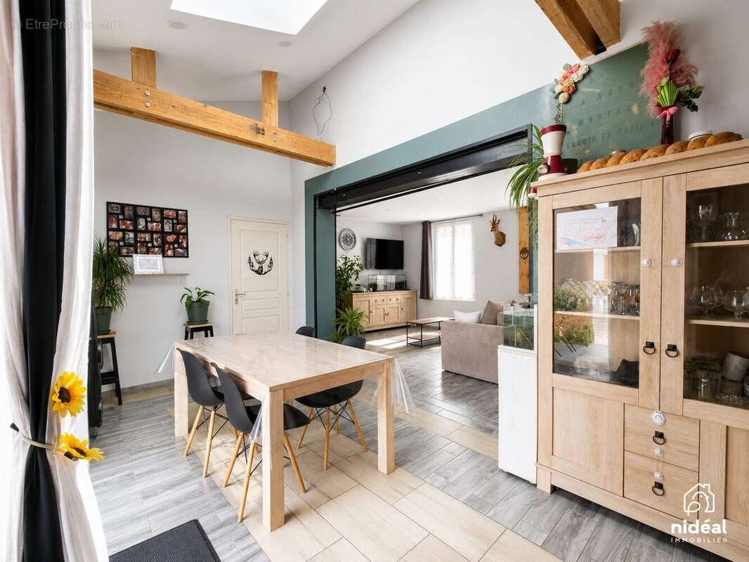 Maison 100 m² à Noyon  - photo 4