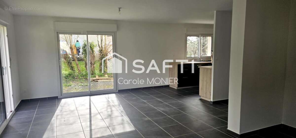Photo 3 - Maison à ROTS