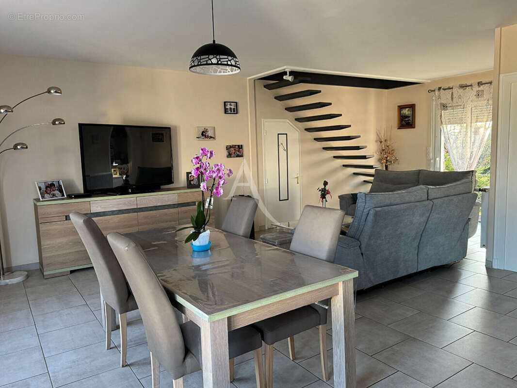 Maison à VILLEFRANCHE-SUR-CHER