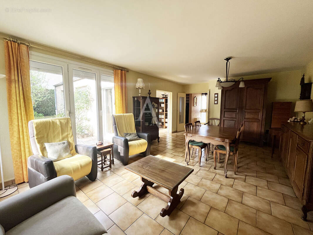 Maison à DOURDAN