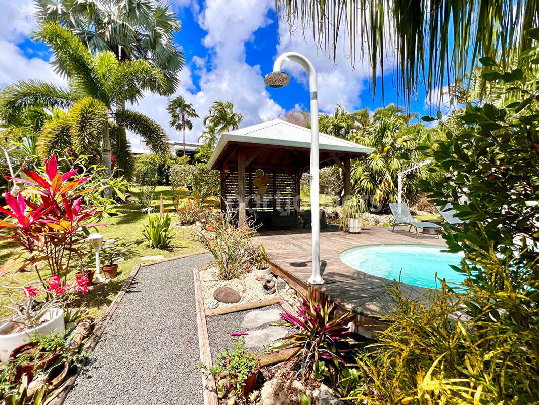 Maison à SAINT-FRANCOIS