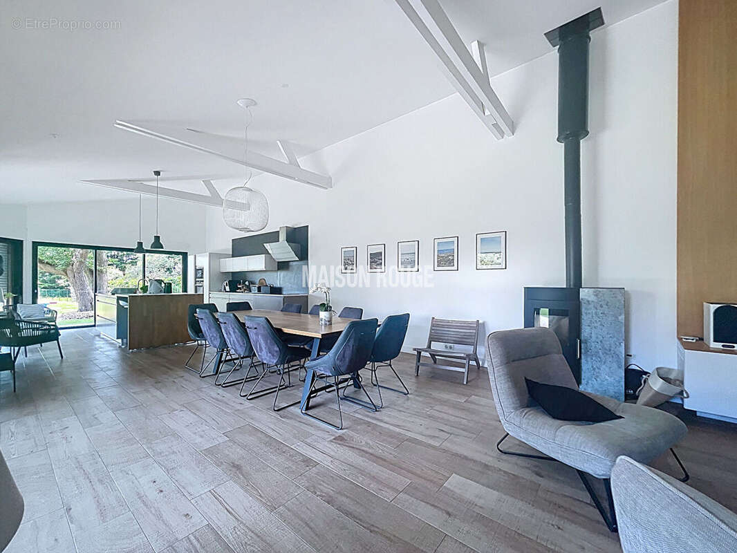 Maison à LE TOUR-DU-PARC