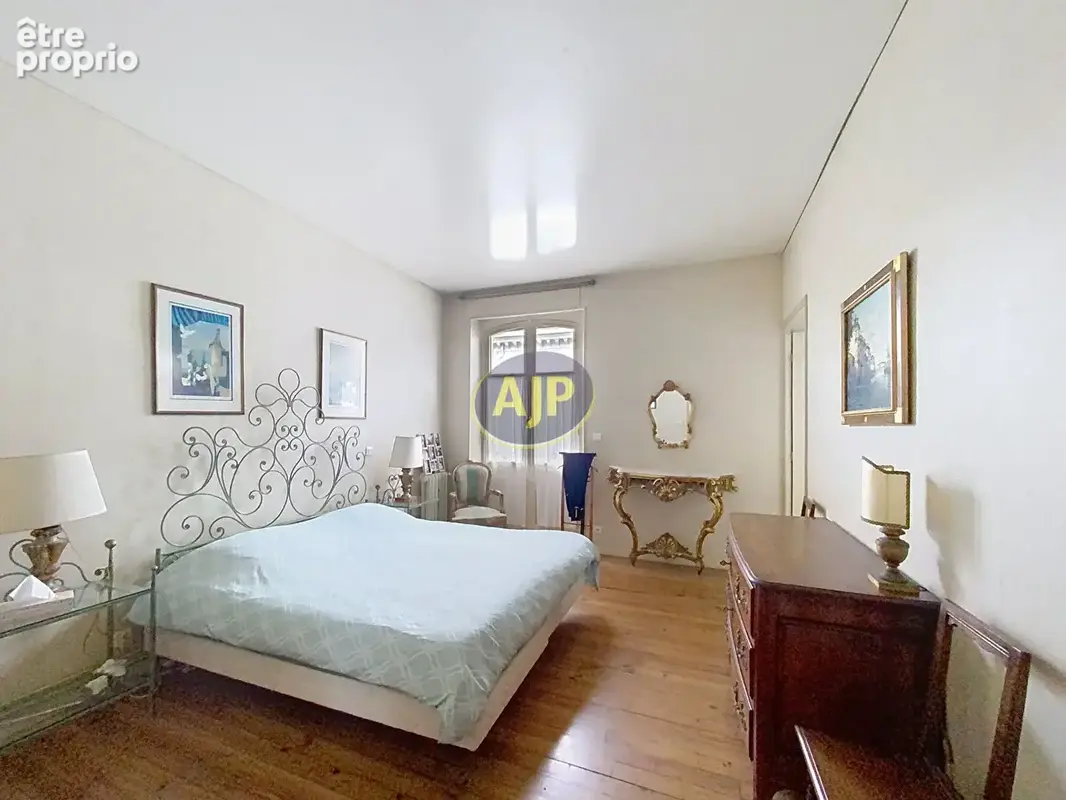 Biarritz, appartement T5 avec cave - photo 6