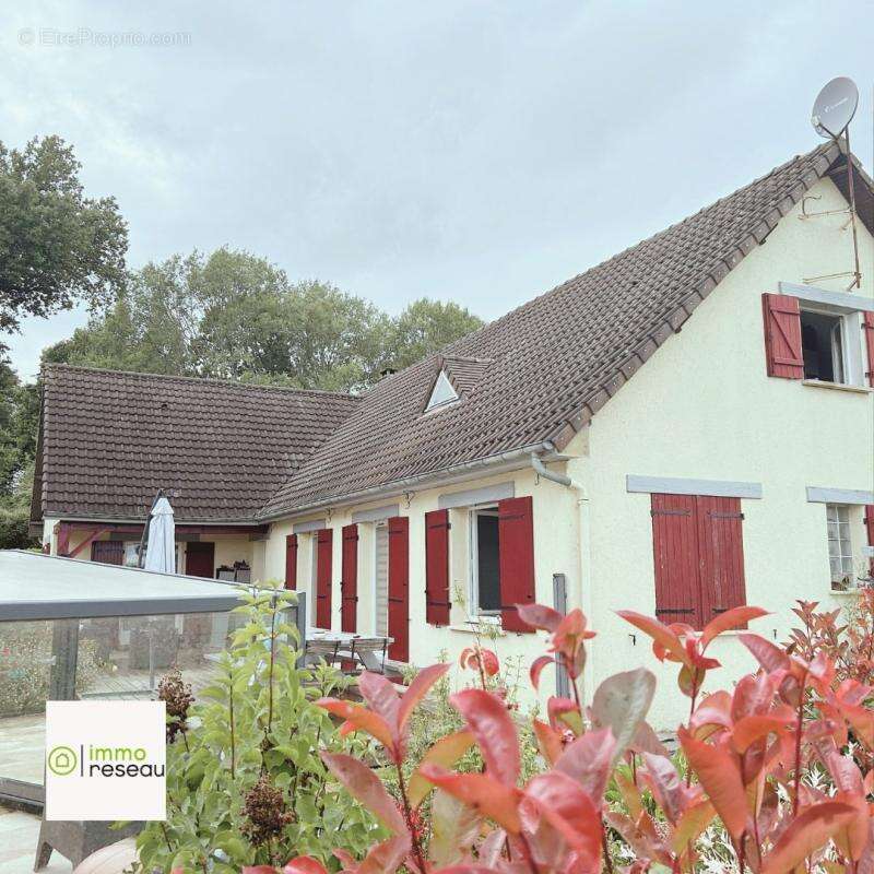 Maison à DOUVILLE-EN-AUGE