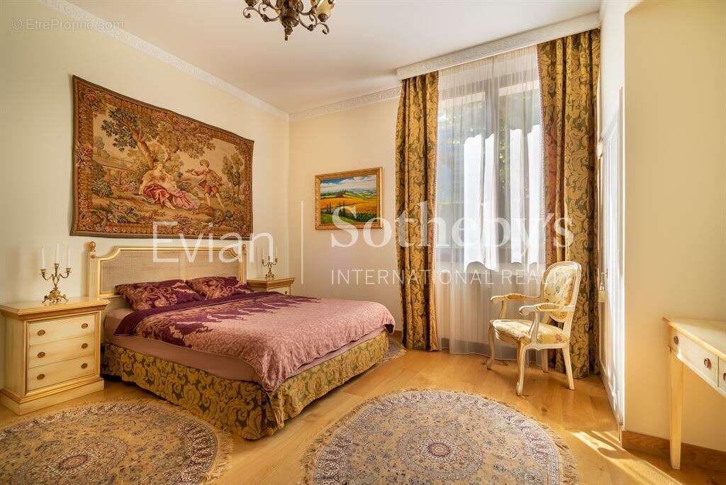 Appartement à EVIAN-LES-BAINS
