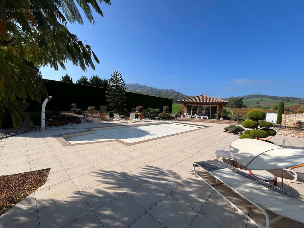 Maison à SAINT-DIDIER-SUR-BEAUJEU