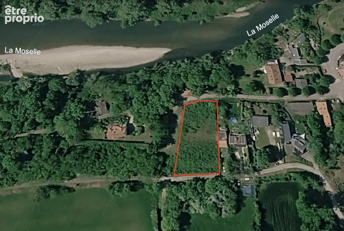 Photo Terrain à Velle-Sur-Moselle au prix de 69 000€