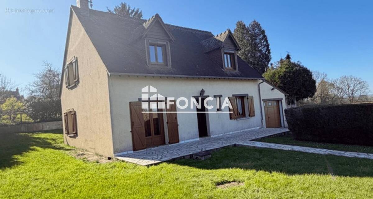 Maison à PARIGNE-LE-POLIN