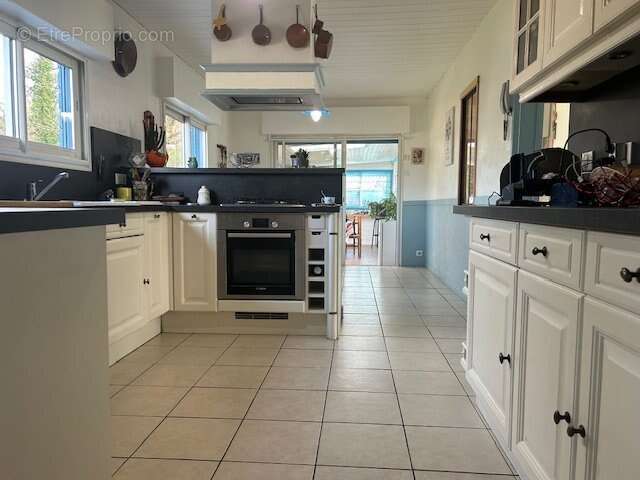 Maison à SAINTE-EULALIE-EN-BORN