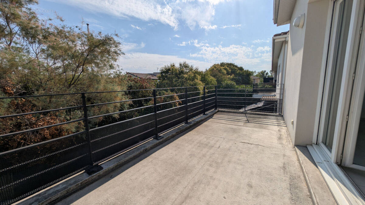 Appartement à AUCAMVILLE