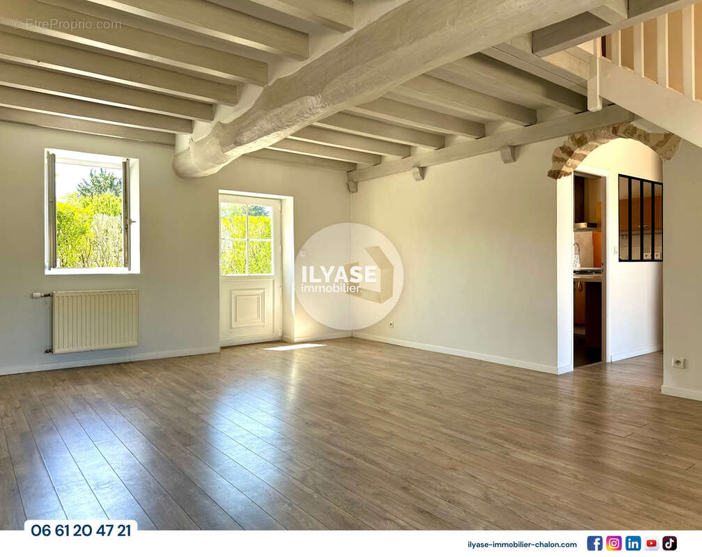 Maison à VIREY-LE-GRAND