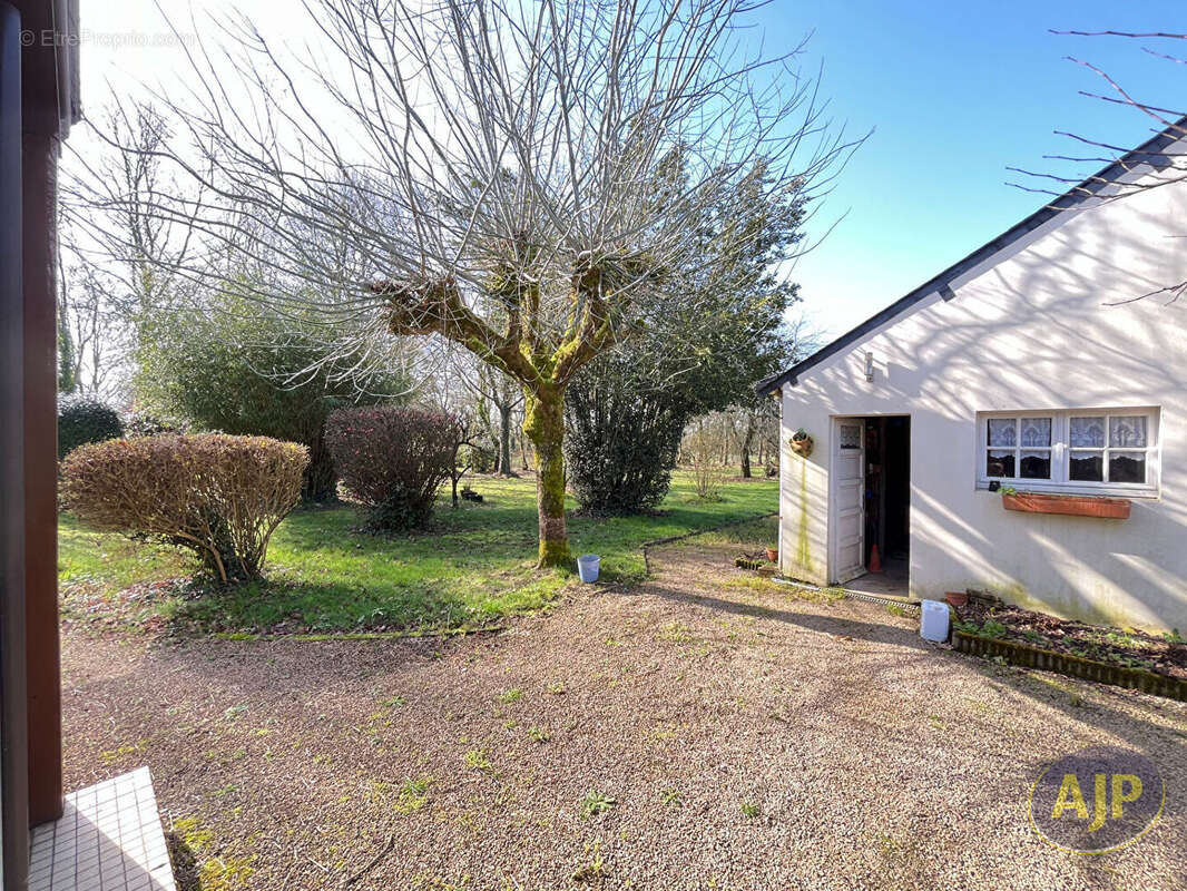 Maison à SUCE-SUR-ERDRE