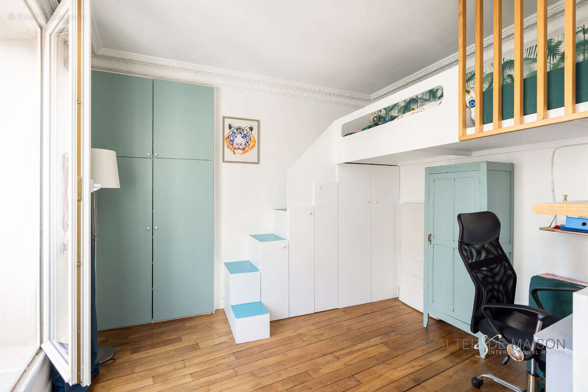 Appartement à PARIS-20E