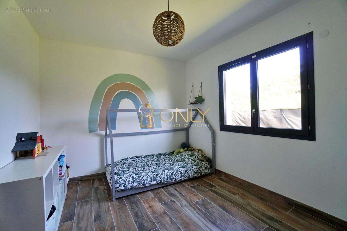 Maison à VILLARS-LES-DOMBES