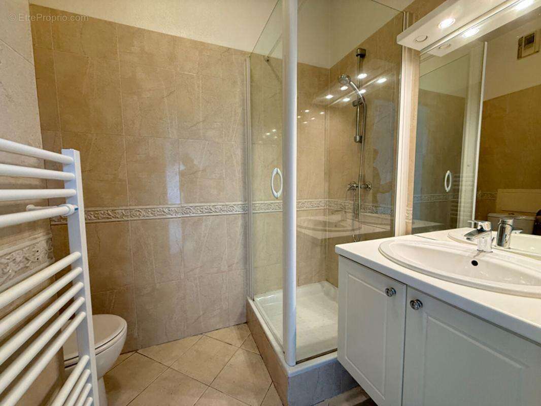 Appartement à HYERES