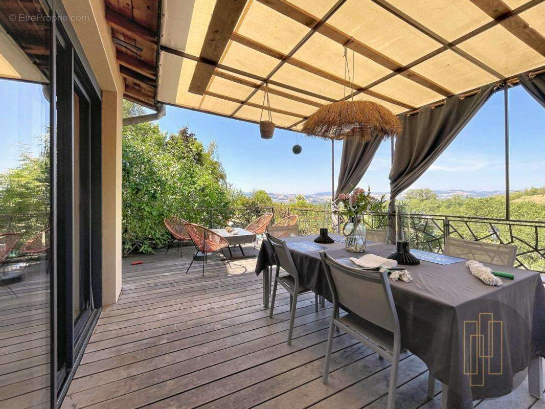 Maison en pierres dorées de 170m² avec vue dégagée - photo 4
