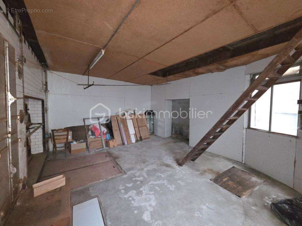 Maison à LE BUSSEAU