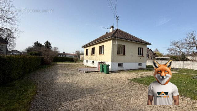 Maison à SAINT-LYE