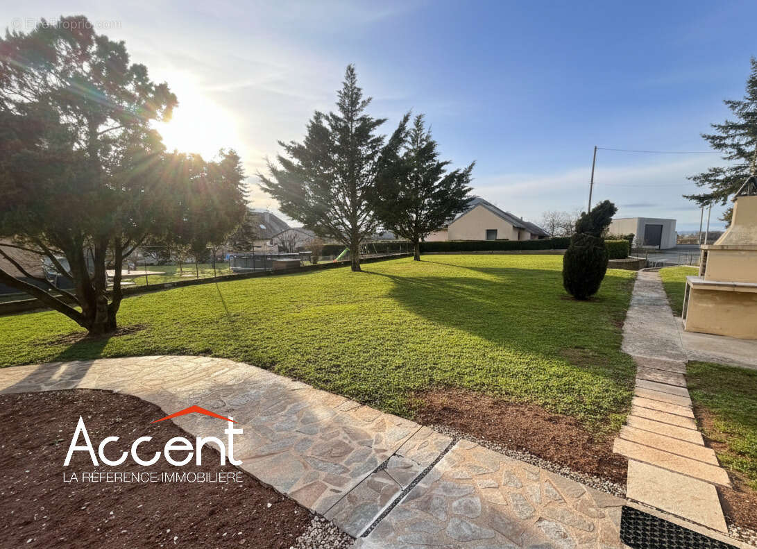 Maison à SEBAZAC-CONCOURES