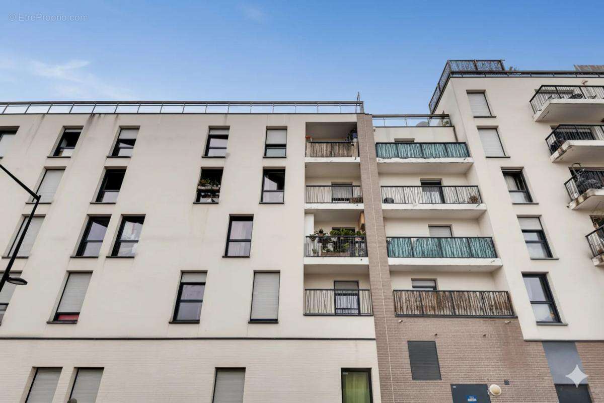 Appartement à AUBERVILLIERS