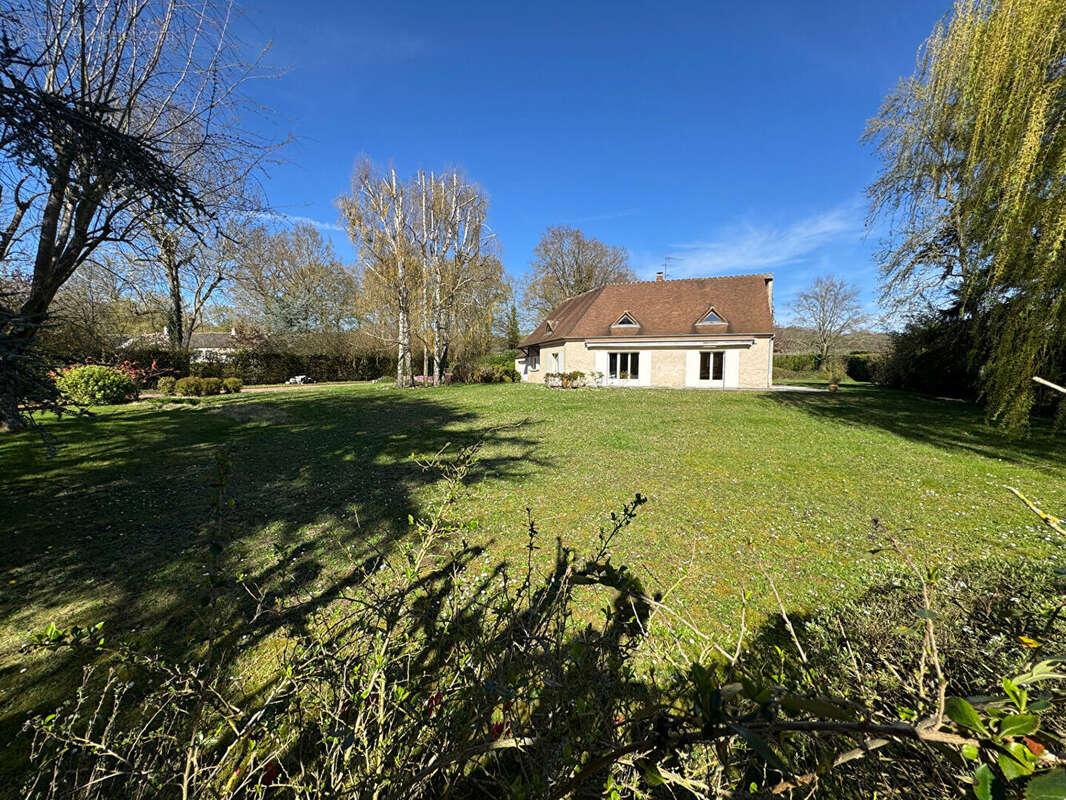 Maison à AUTOUILLET