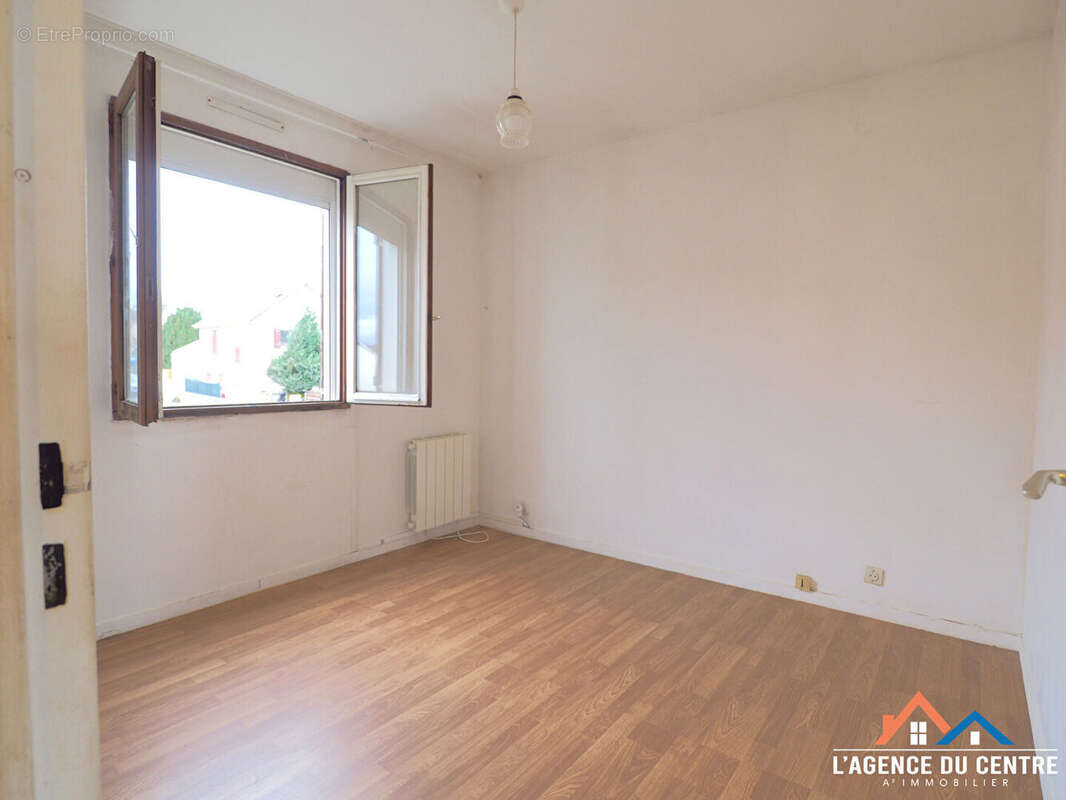 Maison à LES MUREAUX