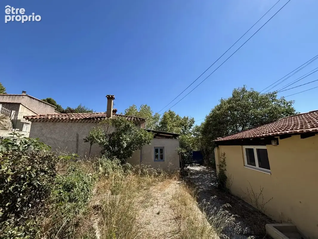 Maison 3 pièces à rénover – La Valentine / Route des 3 Lucs - photo 15