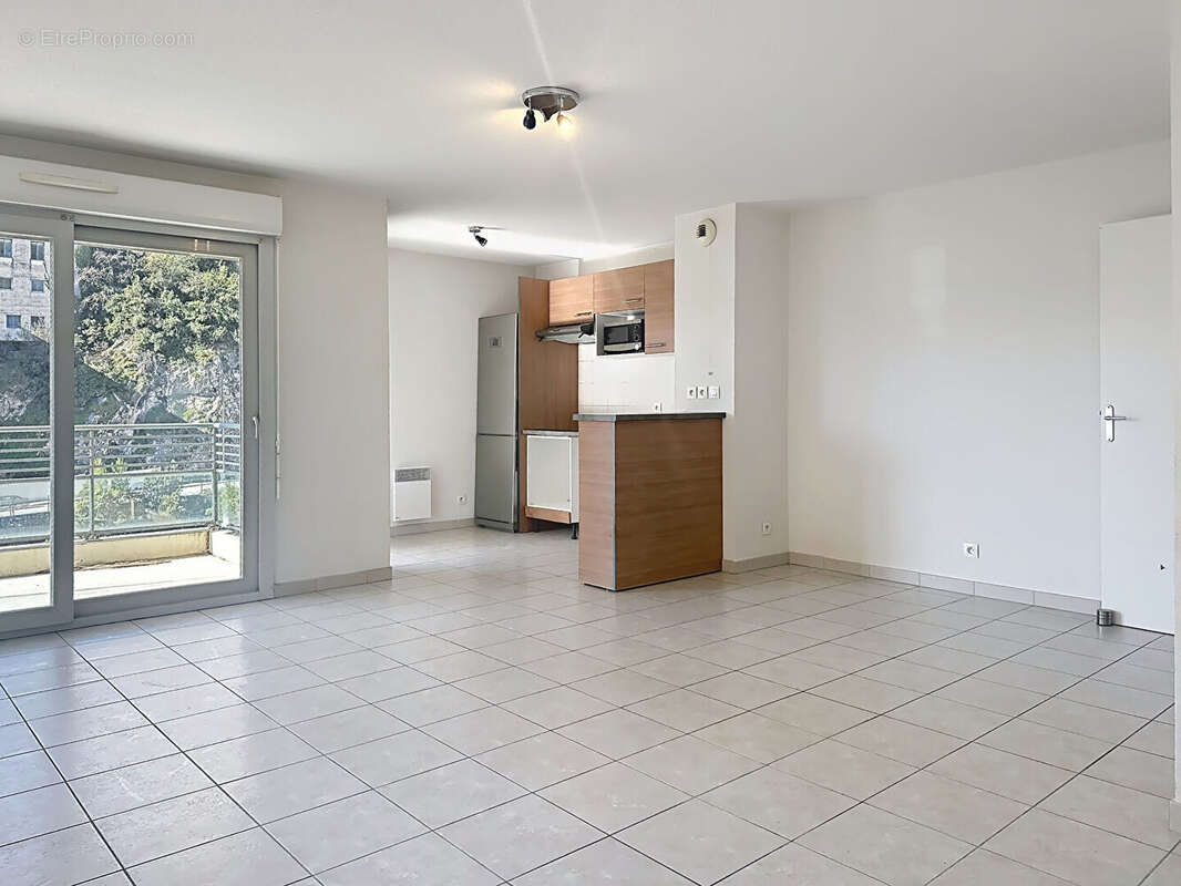 Appartement à SAINT-ANDRE-DE-LA-ROCHE