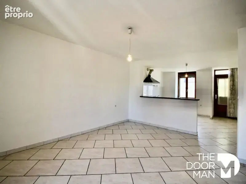 Maison 18400 - photo 2