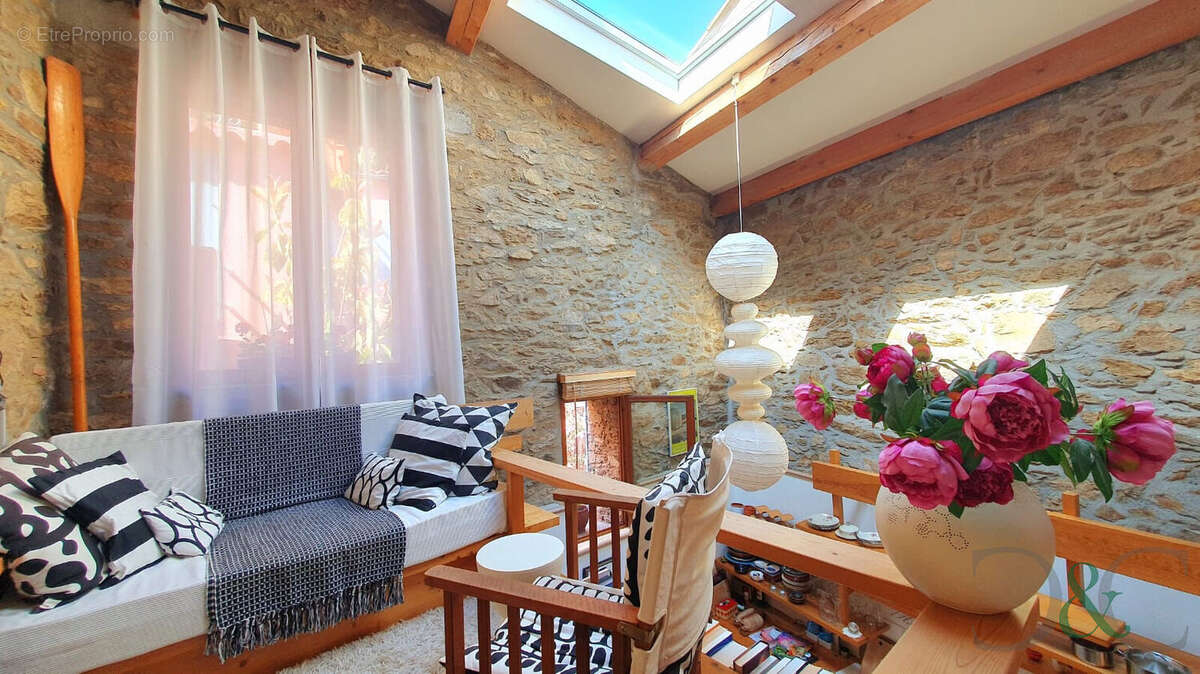 Appartement à BORMES-LES-MIMOSAS