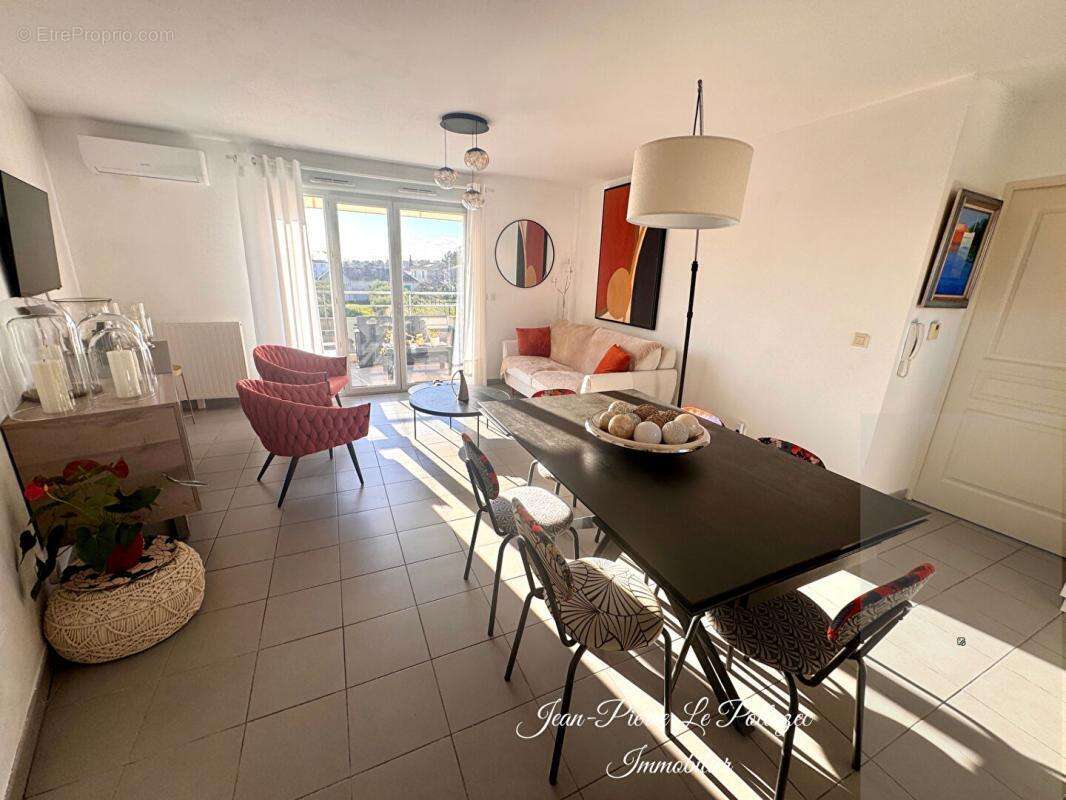 Appartement à PELISSANNE
