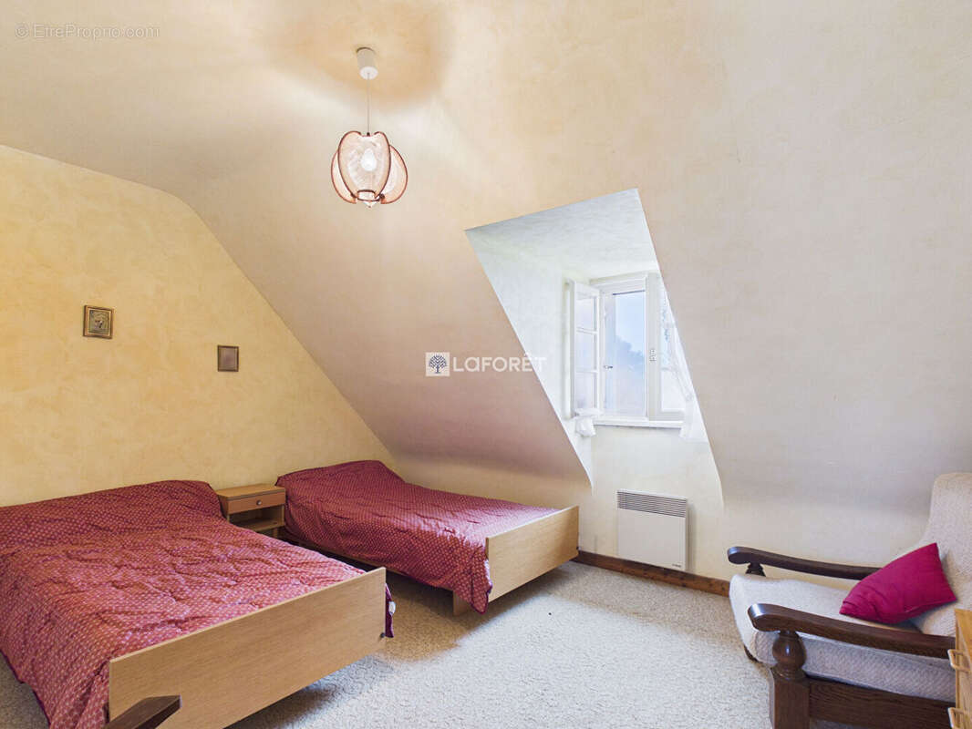 Maison à POULDREUZIC