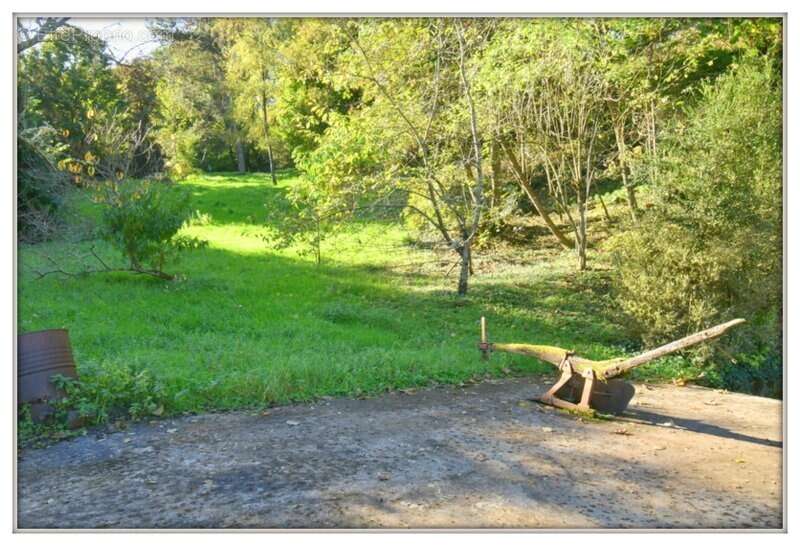 Maison à NERIS-LES-BAINS