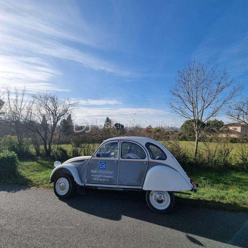 Terrain à SAINT-PUY