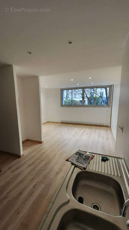 Appartement à PARIS-12E