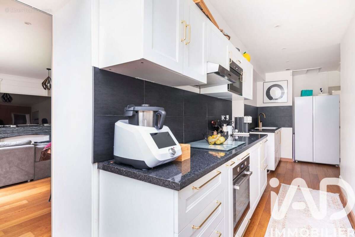 Photo 8 - Appartement à NEUVILLE-SUR-SAONE