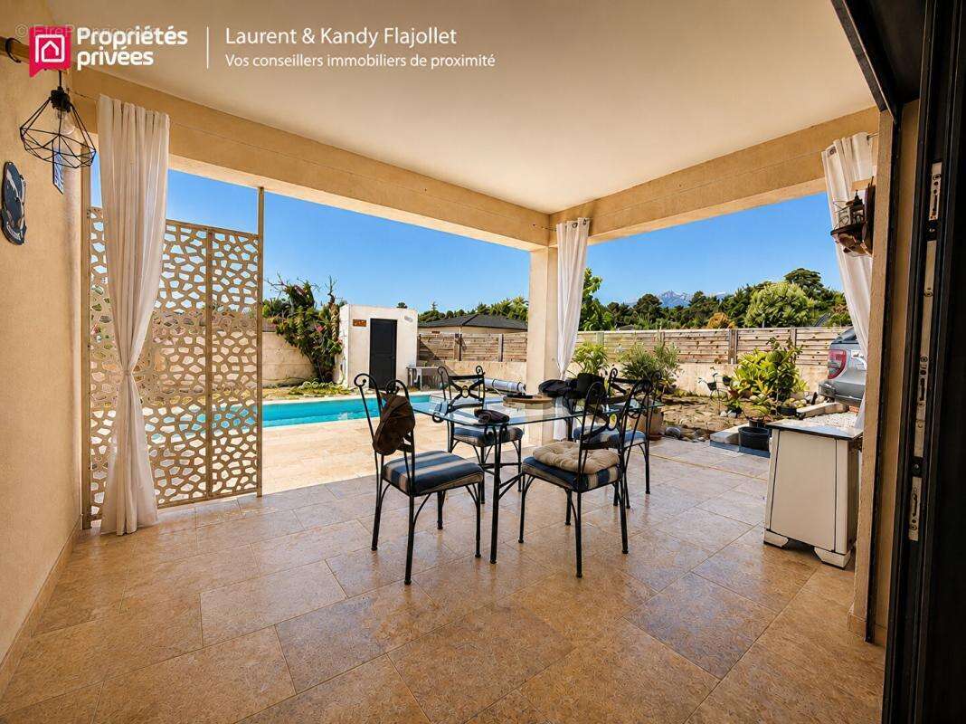 Maison neuve T3 de plain-pied - Double séjour - Piscine  - Garage // SOLARO 20240 - Haute Corse 2B - FRANCE - photo 8