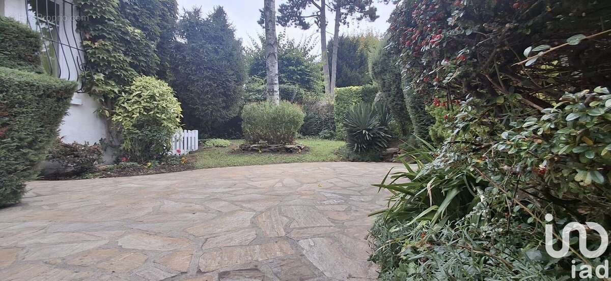 Photo 3 - Maison à CLAYE-SOUILLY