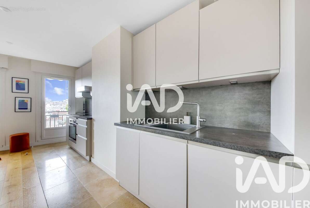Photo 3 - Appartement à PARIS-18E
