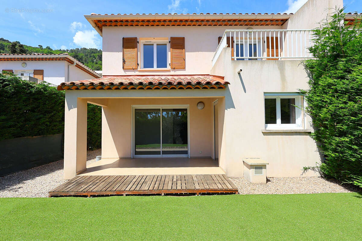 Villa récente Spéracèdes 99 m² avec jardin - photo 3