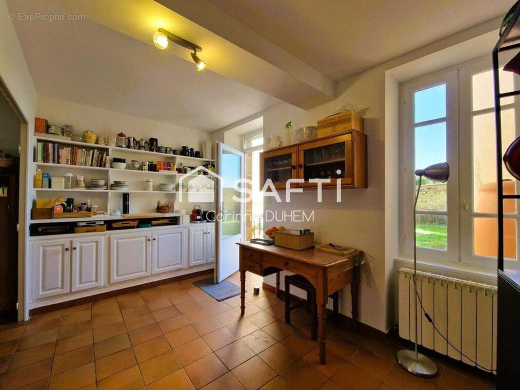 Photo 9 - Maison à LE MONTET