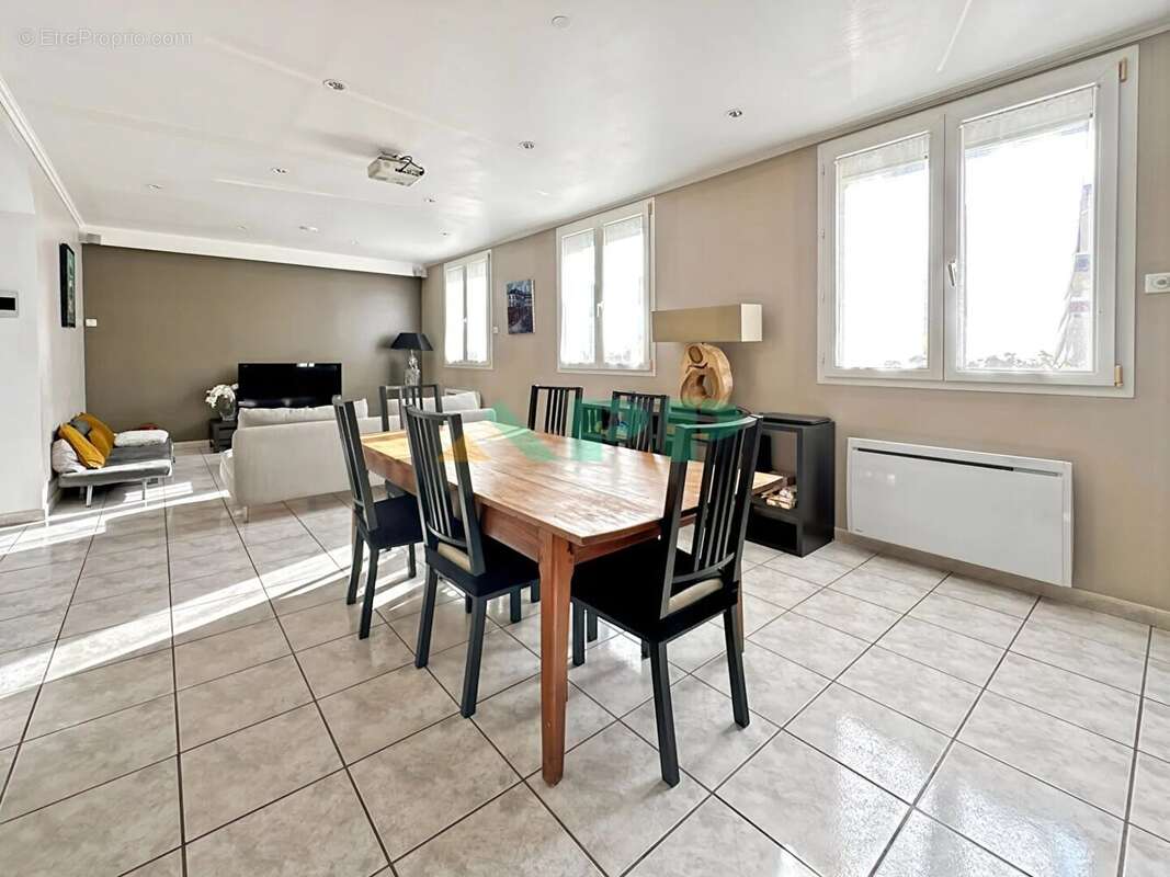 Maison 115 m² à Athis-Mons  - photo 2