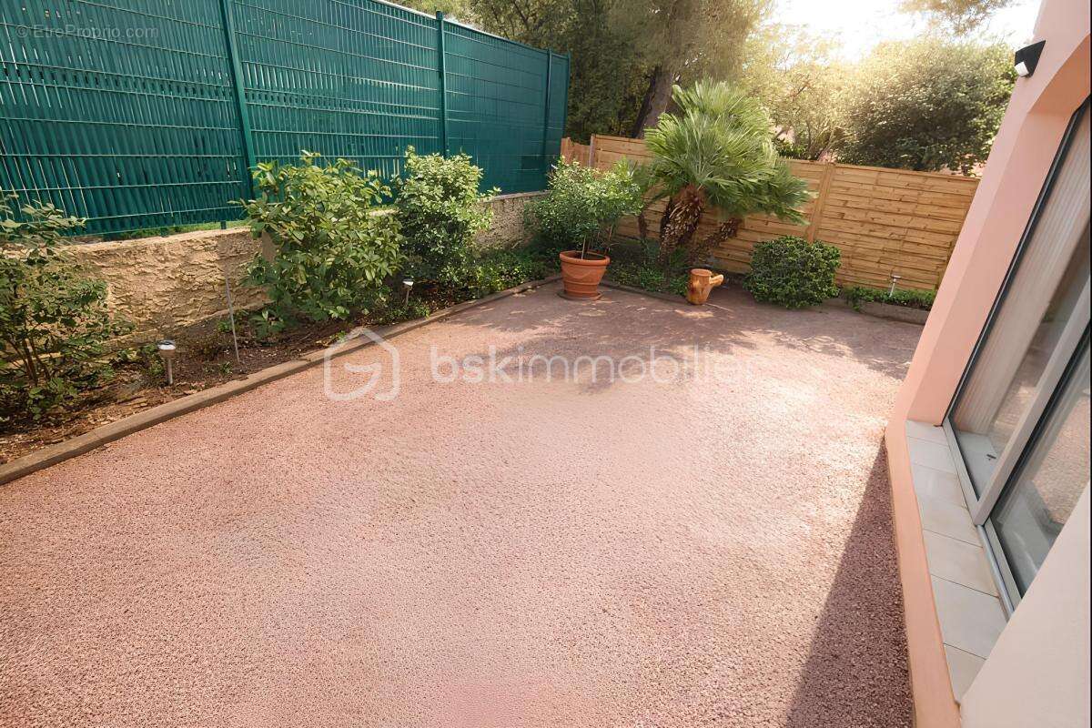 Appartement à SAINT-MANDRIER-SUR-MER