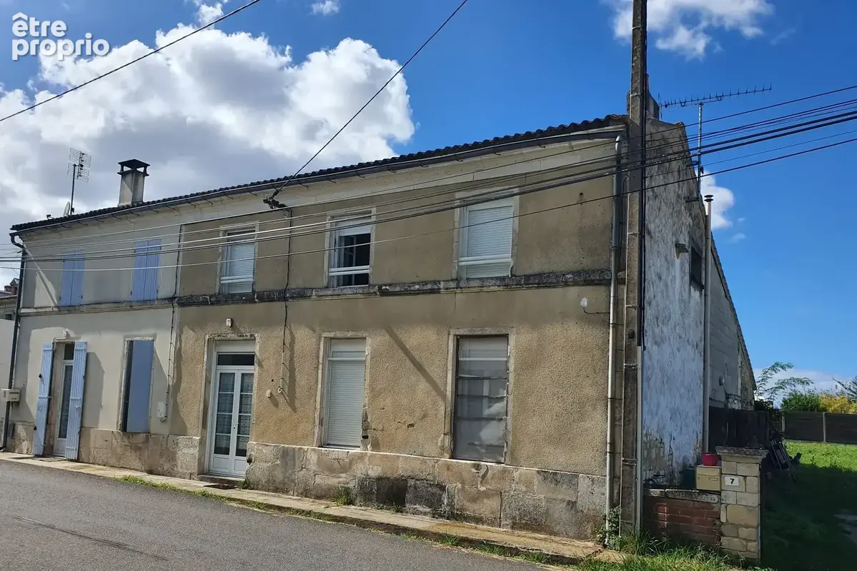 Photo Maison à Epargnes au prix de 169 000€